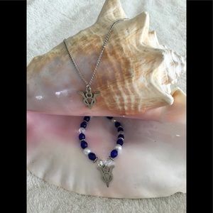 V8 Necklace & Bracelet NWOT